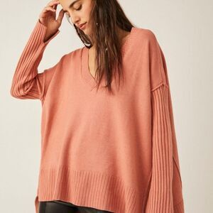 Free People Orion A-Line Tunic sweater. NWT